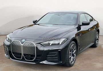 BMW i4 8.799 km 48.840 &euro; Lünen 44534