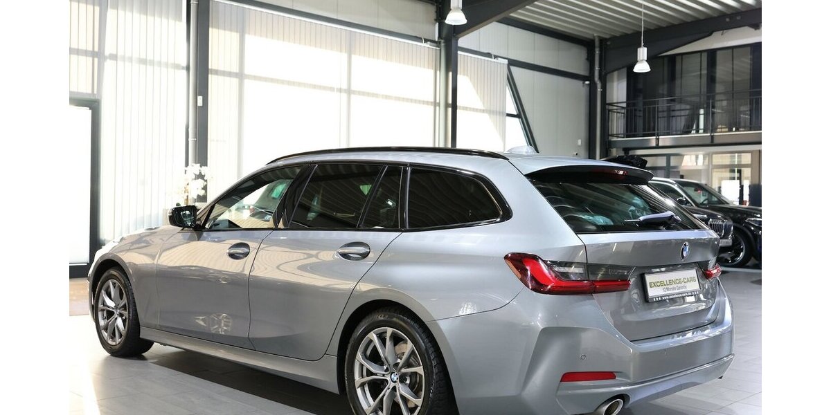BMW 318d Touring ADVANTAGE CURVED+NAVI, LEDER, LED 67.000 km 27.777 &euro; Hamm 59077