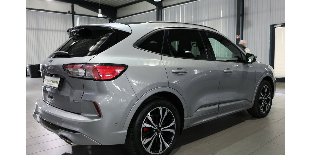 Ford Kuga 2.5 P-HEV ST-LINE-X STYLING SPORT PANORAMA 73.000 km 21.777 &euro; Hamm 59077