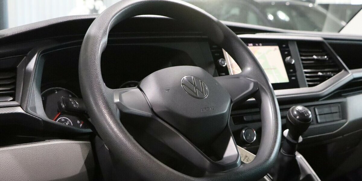 VW T6.1 Transporter KOMBI 2.0 TDI 9-SITZER / GREY 84.000 km 26.555 &euro; Hamm 59077