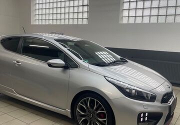 Kia ceed / Ceed 73.864 km 10.900 &euro; Kamen 59174