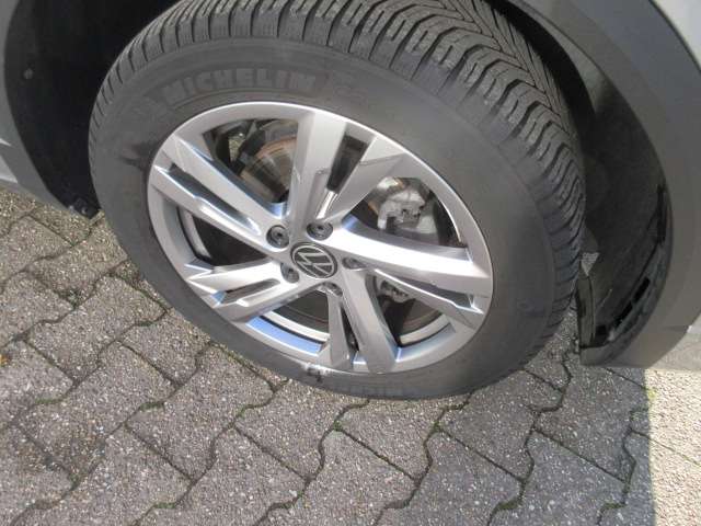 VW T-Roc R-Line 1.0 TSI NAVI KAMERA ACC LED ALU APS S 101.622 km 19.788 &euro; Bergkamen 59192