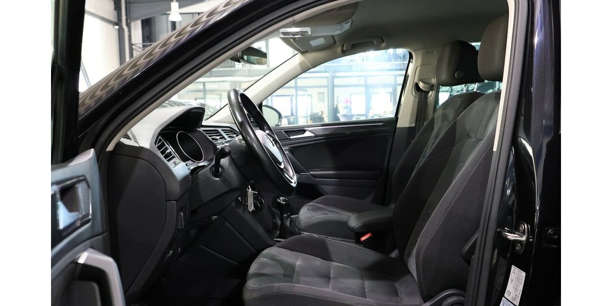 VW Tiguan 2.0 TDI HIGHLINE / LED, ACC+LANE, AHK 141.000 km 18.991 &euro; Hamm 59077
