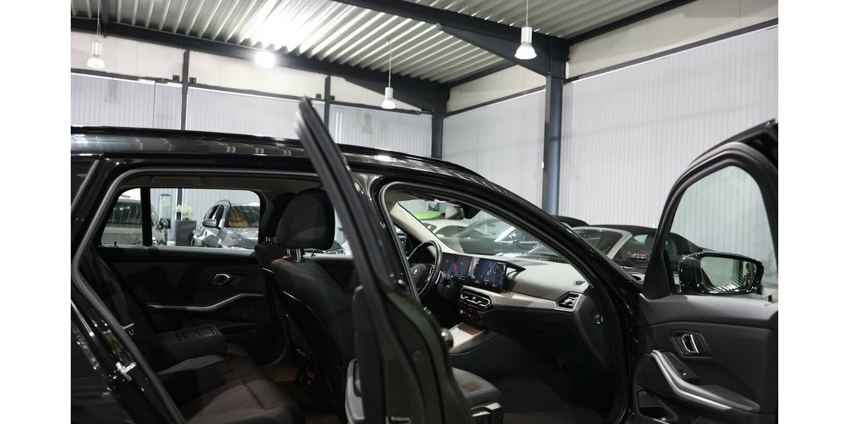 BMW 318d Touring SPORT FACE-LIFT CURVED+NAVI+KAMERA 69.000 km 25.993 &euro; Hamm 59077