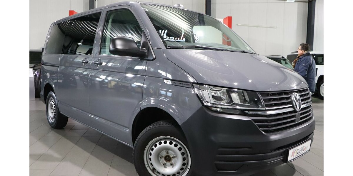 VW T6.1 Transporter KOMBI 2.0 TDI 9-SITZER / GREY 84.000 km 26.555 &euro; Hamm 59077