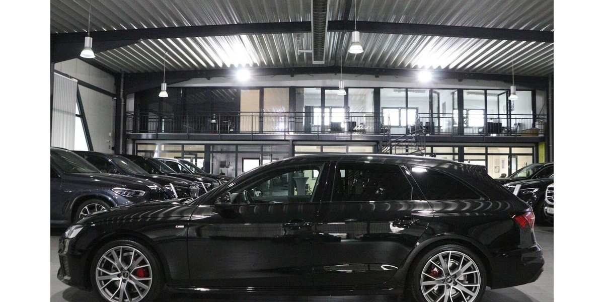 Audi A4 Avant 40 TDI Q S-LINE-COMPETITION-PLUS BLACK 125.000 km 28.333 &euro; Hamm 59077