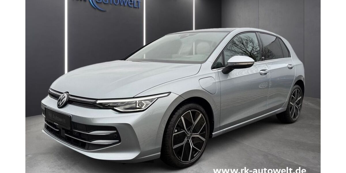 VW Golf 3.500 km 46.490 &euro; Werl 59457