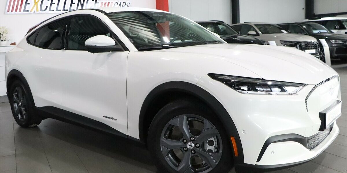 Ford Mustang Mach-E BANG & OLUFSEN / VIRTUAL COCKPIT 75.000 km 23.991 &euro; Hamm 59077