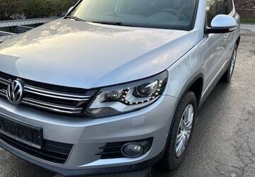 VW Tiguan 212.700 km 7.999 &euro; Welver 59514