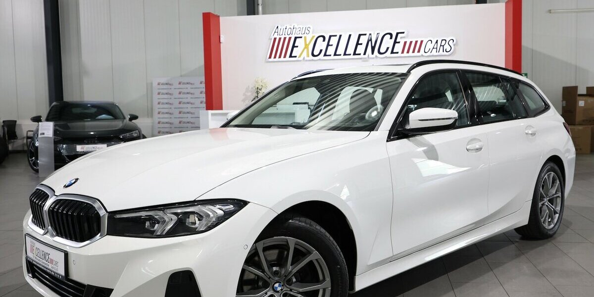 BMW 320d Touring SPORT / CURVED+HEAD-UP / PANORAMA 100.000 km 26.993 &euro; Hamm 59077