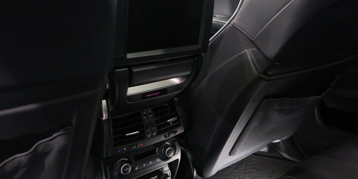 BMW X5 M xDrive50i WHITE M-SPORTPAKET / PANORAMA 66.000 km 20.500 &euro; Hamm 59077