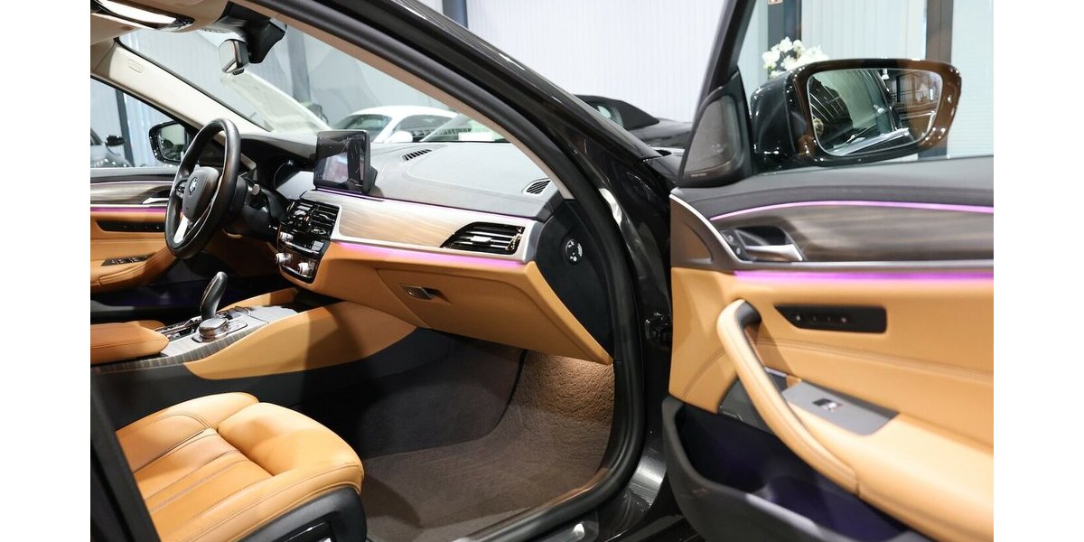 BMW 530i Touring INNOVATION LUXURY-LINE BUSINESS 45.000 km 39.444 &euro; Hamm 59077