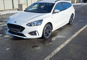 Ford Focus 147.000 km 11.999 &euro; Holzwickede 59439